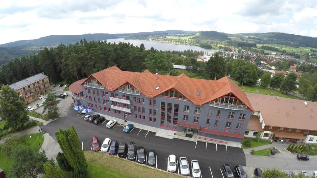 Hotel Bouczech Lipno nad Vltavou Exterior foto